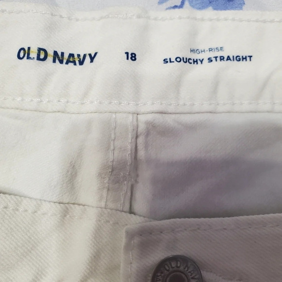 NWOT Old Navy Women's High Rise Slouchy Straight White Denim Shorts 18 - Picture 7 of 8